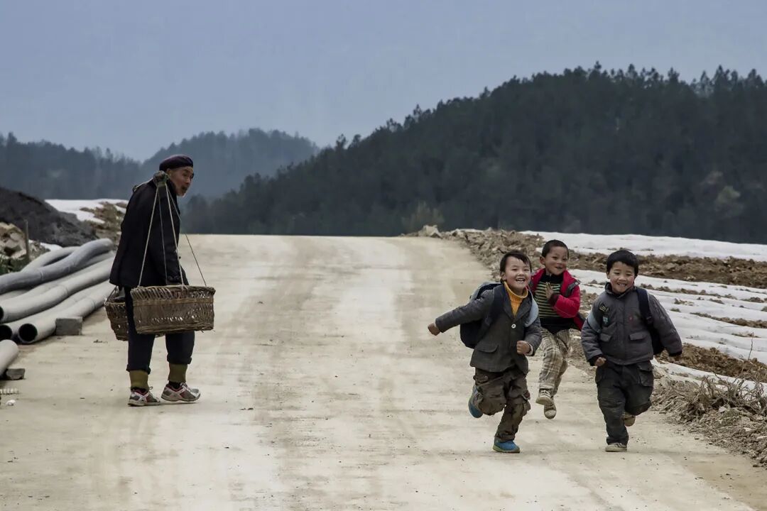 想当年 江汉摄.jpg.jpg