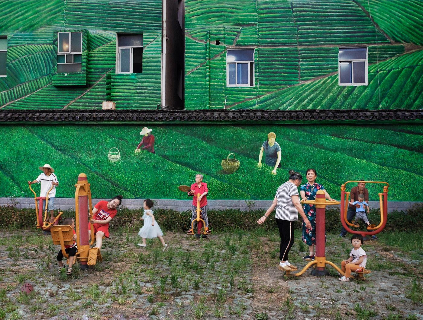 郭秀琴《乡村健身图》 郭秀琴《乡村健身图》