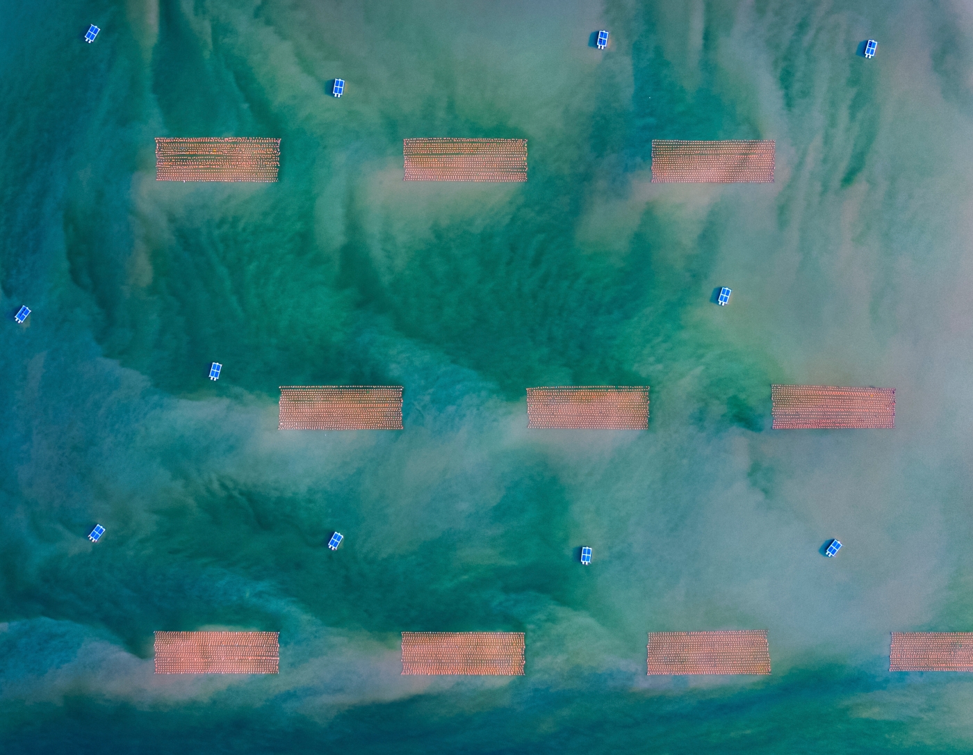 熊炜《三山湖上的科技彩韵》 熊炜《三山湖上的科技彩韵》