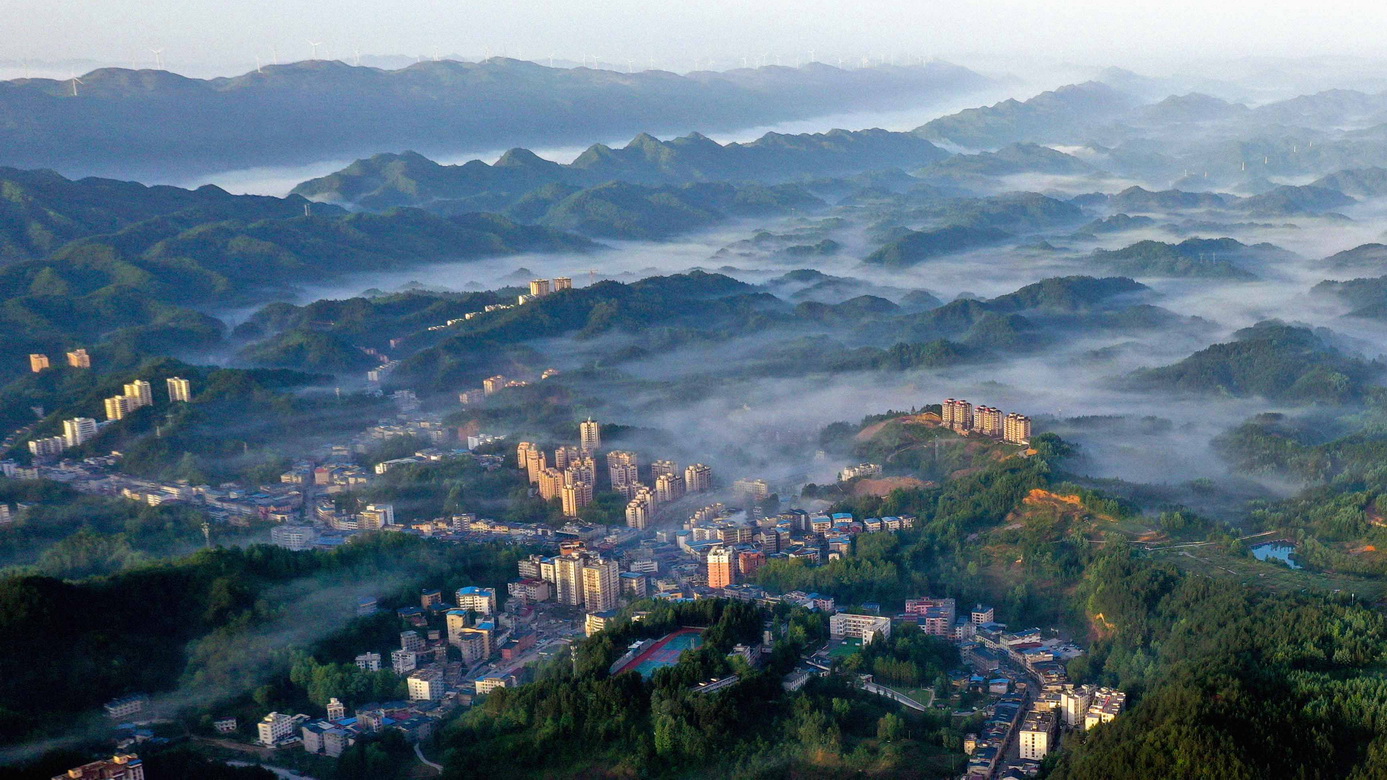 张光陆《新村新景》 张光陆《新村新景》