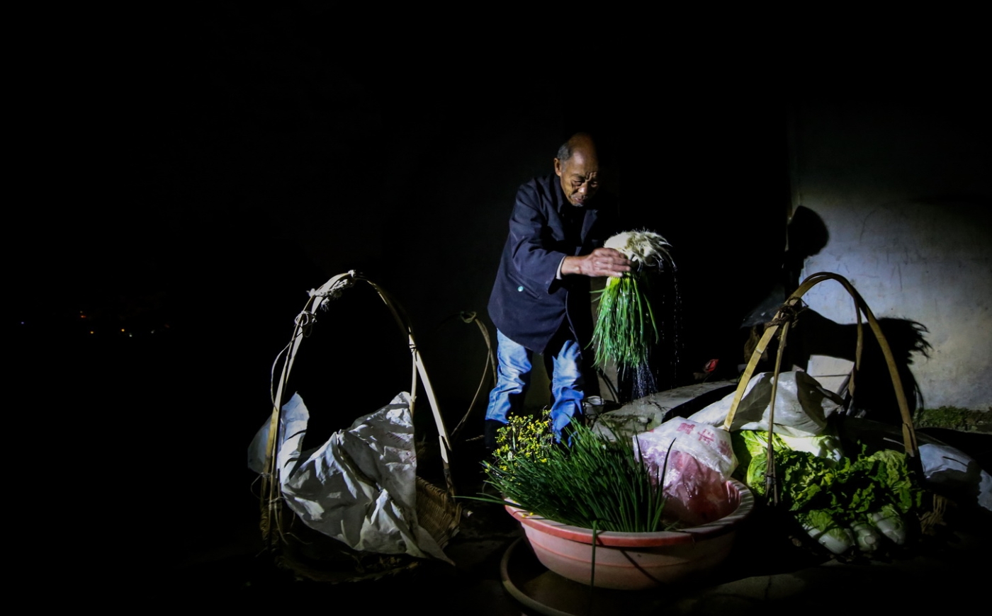 101-135- (6) 101-135- (6)