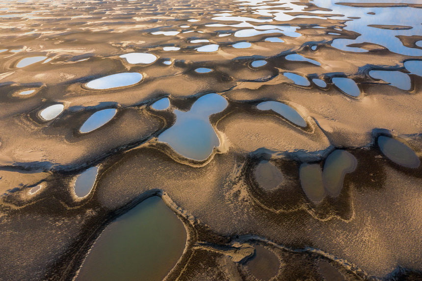 大地之眼   团风县江滩
