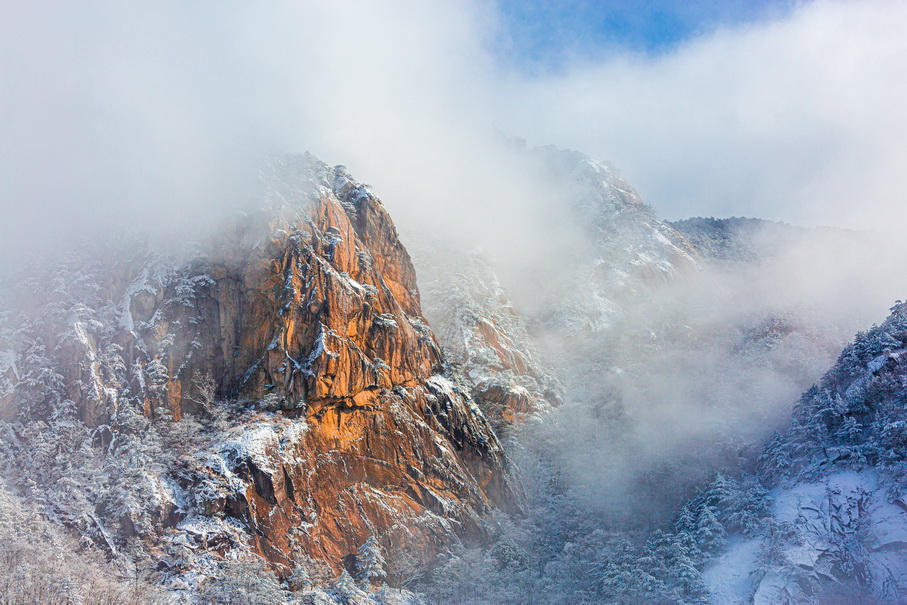 雪霁    罗田县天堂寨景区