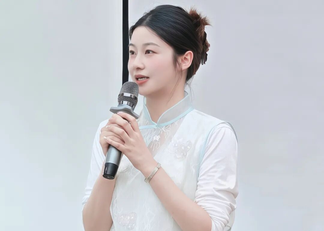 瞿玉婷.jpg